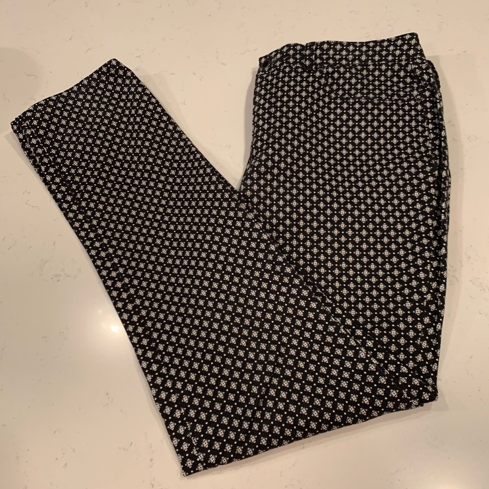 Charter Club Straight Leg Lexington Pants Size 8
